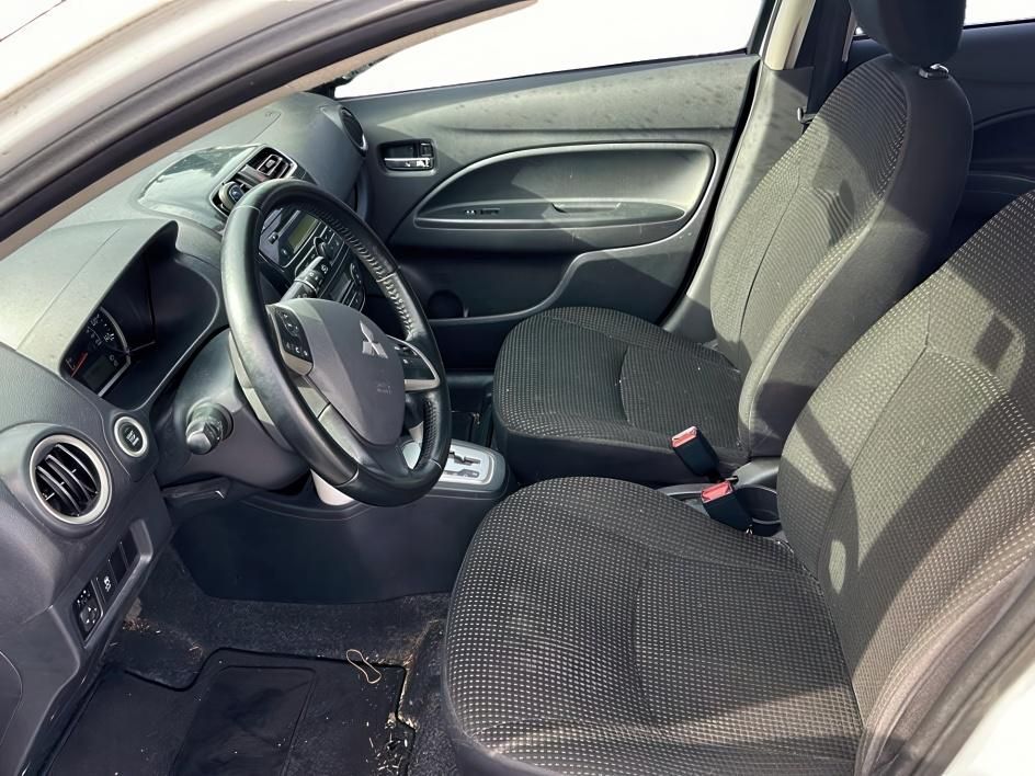Vehicle image 8 of 13