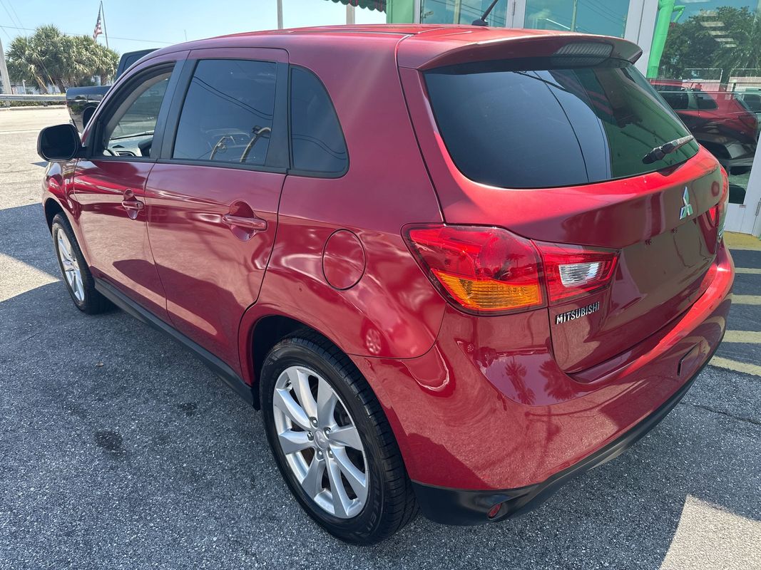 Vehicle image 5 of 15