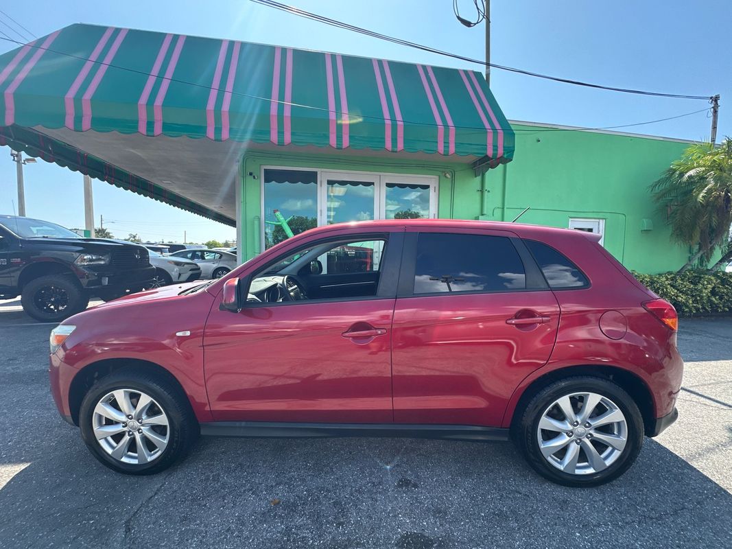 Vehicle image 6 of 15