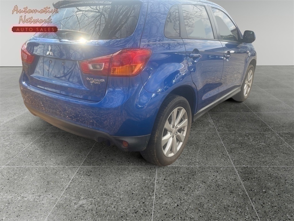 Vehicle image 5 of 13
