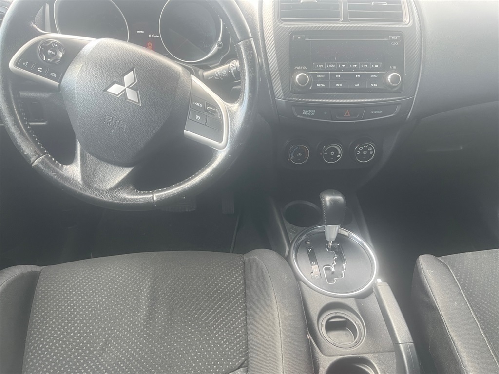 Vehicle image 12 of 13