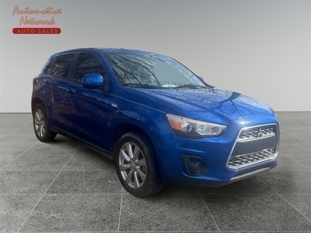 Vehicle image 3 of 13