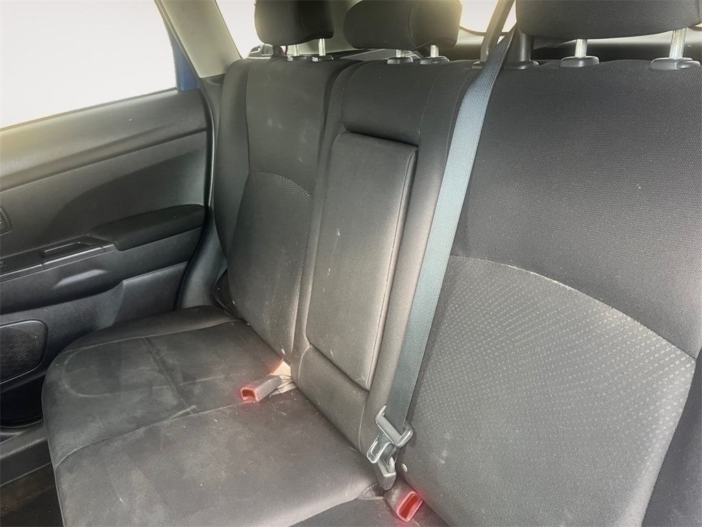 Vehicle image 8 of 13