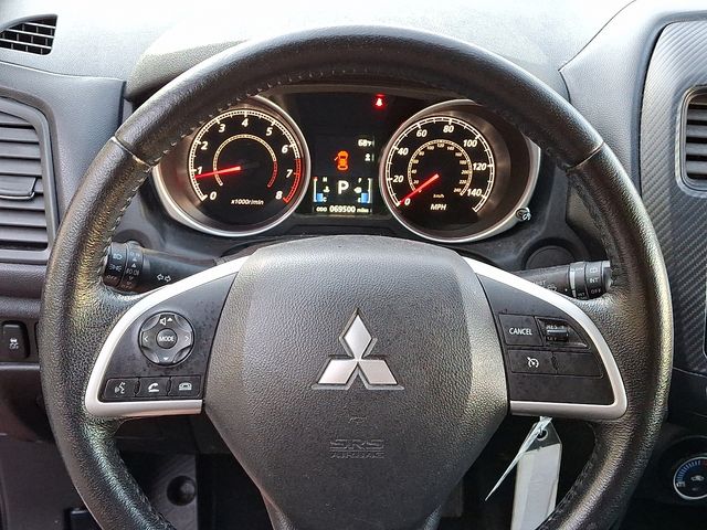 Vehicle image 18 of 30