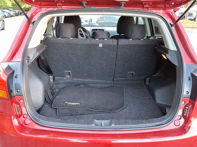Vehicle image 27 of 30