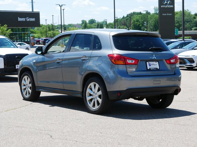 Vehicle image 7 of 27