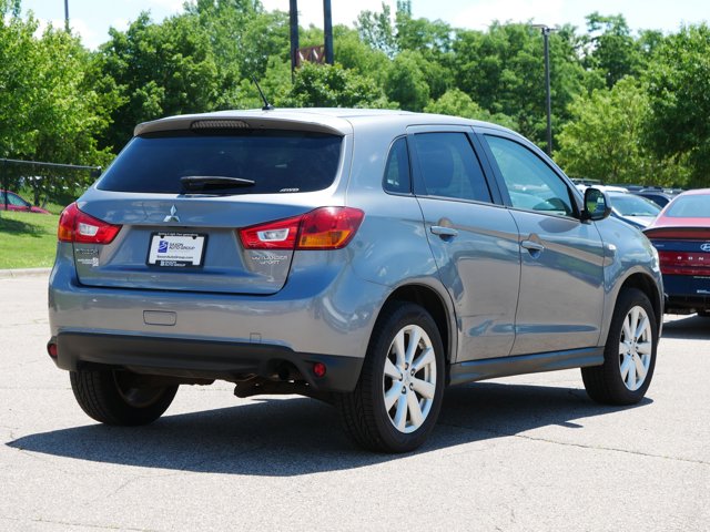 Vehicle image 5 of 27