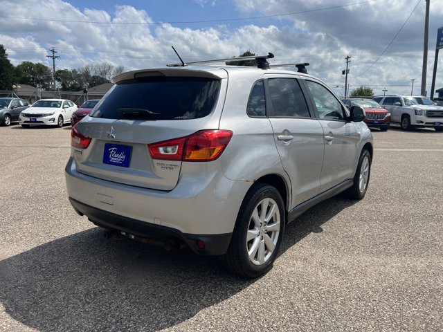 Vehicle image 5 of 27