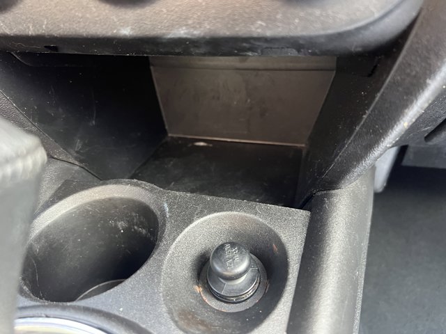 Vehicle image 22 of 27