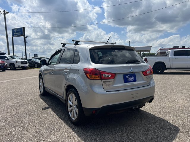 Vehicle image 7 of 27