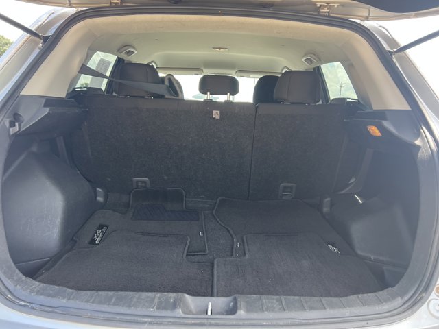 Vehicle image 10 of 27