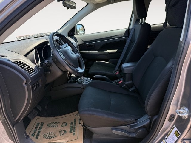 Vehicle image 19 of 39