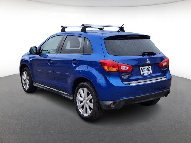 Vehicle image 4 of 22