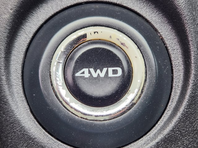 Vehicle image 17 of 22