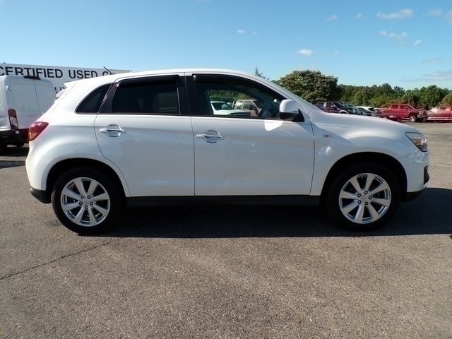 Vehicle image 5 of 27