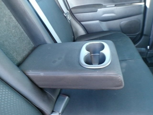 Vehicle image 10 of 27
