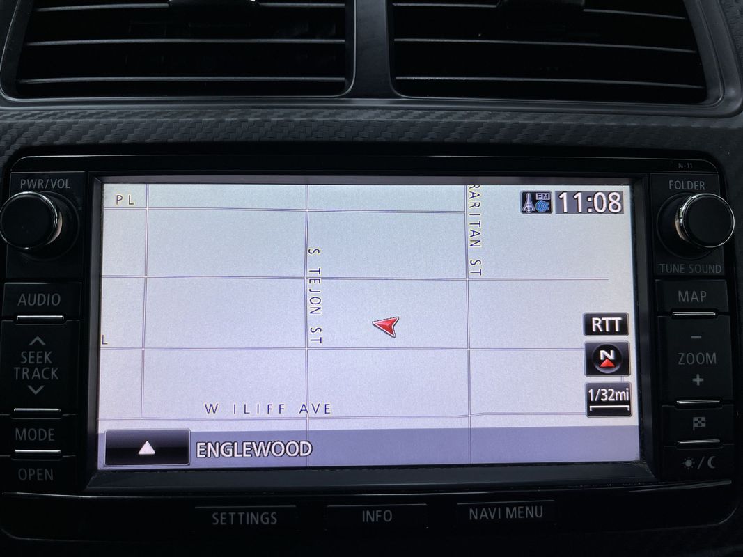 Vehicle image 22 of 38