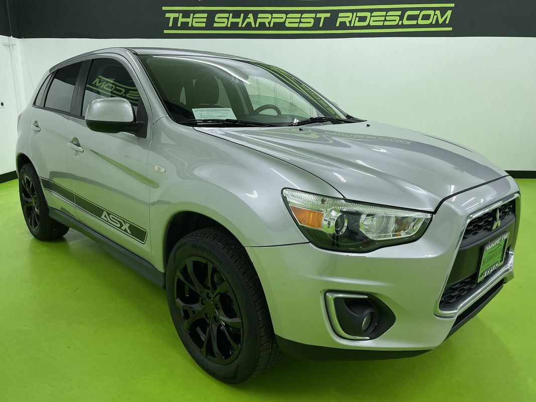 Vehicle image 4 of 38