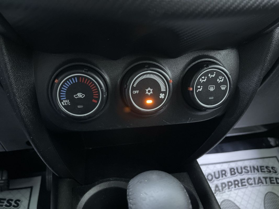 Vehicle image 23 of 38