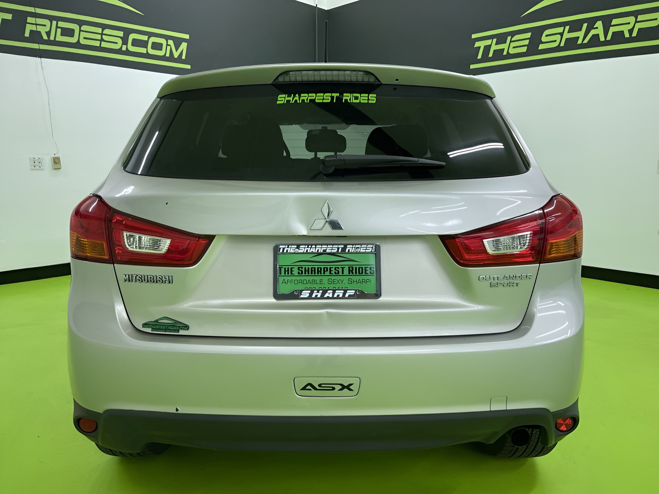 Vehicle image 36 of 38