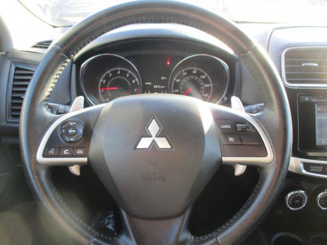 Vehicle image 14 of 20