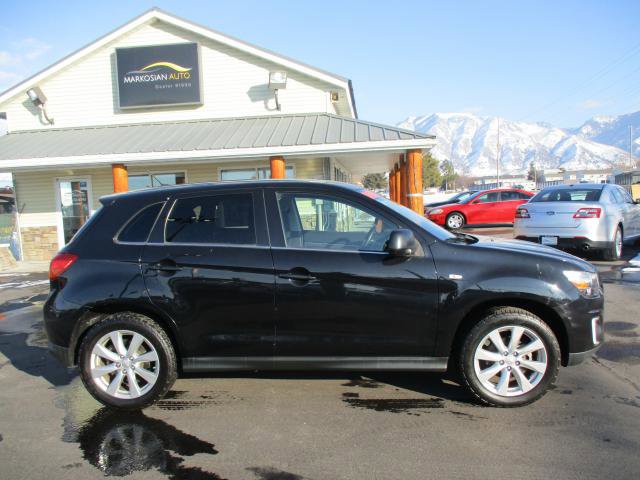Vehicle image 4 of 20