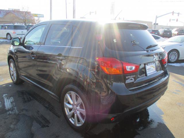 Vehicle image 7 of 20