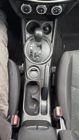 Vehicle image 20 of 31