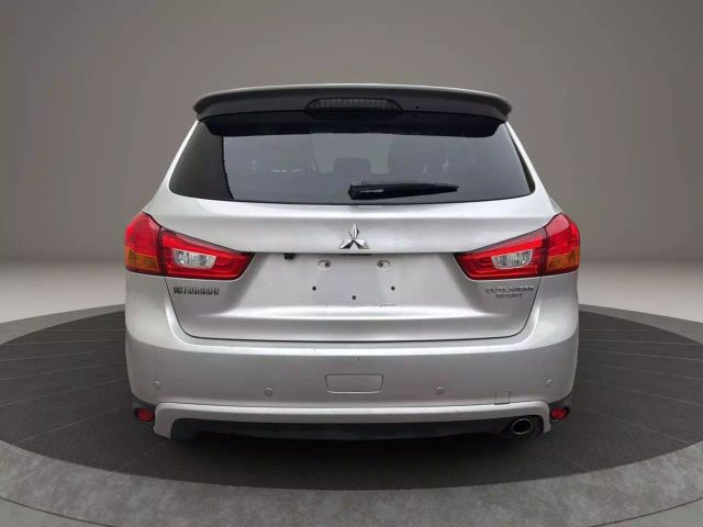 Vehicle image 6 of 31