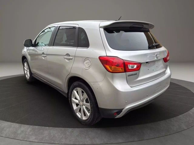 Vehicle image 7 of 31