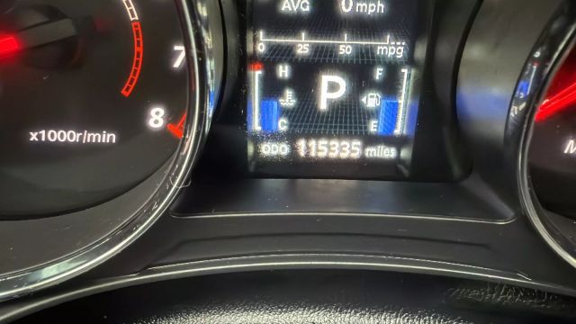 Vehicle image 17 of 31
