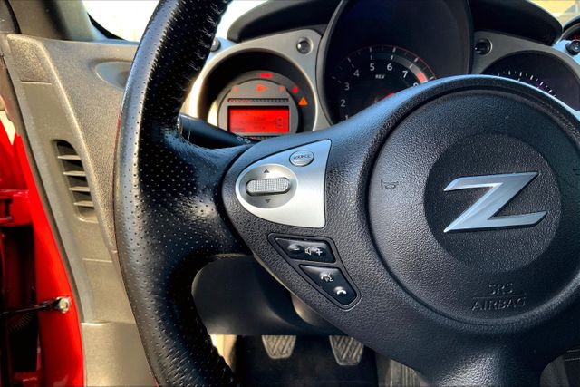 Vehicle image 14 of 31