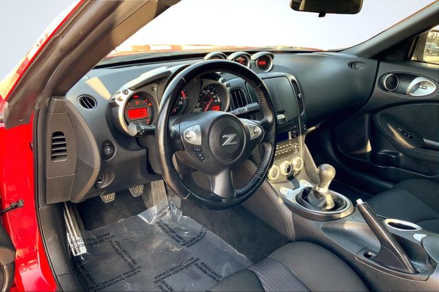 Vehicle image 20 of 31