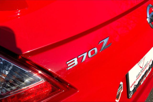 Vehicle image 10 of 31
