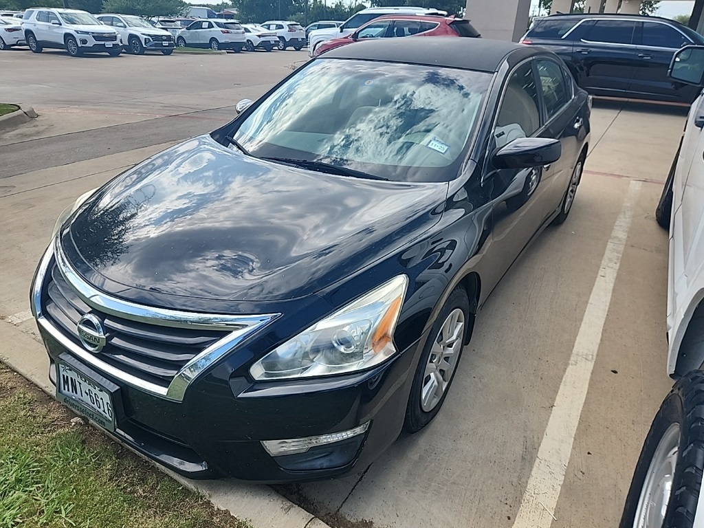 2015 Nissan Altima 2.5 S Image 1 of 5