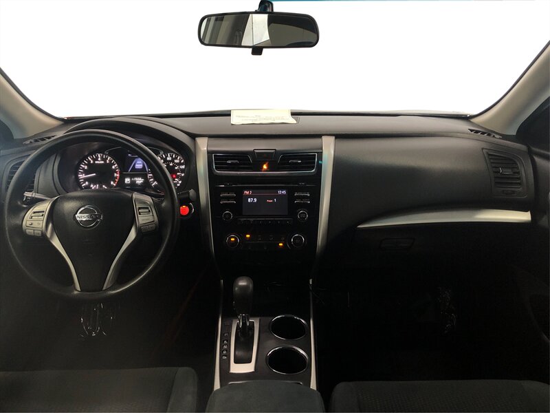 2015 Nissan Altima 2.5 S Image 13 of 23