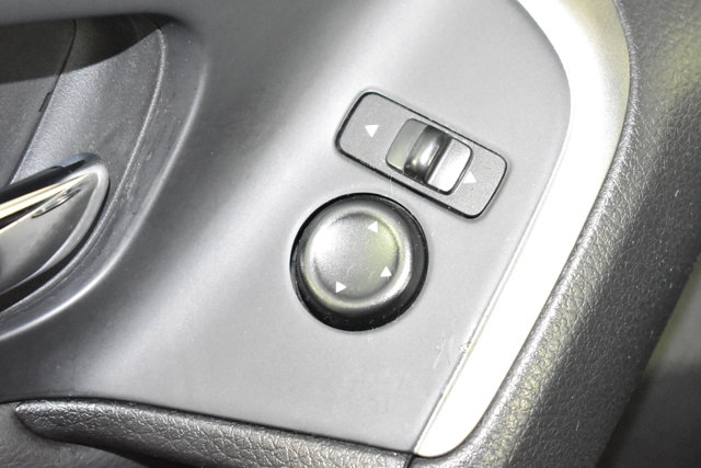 2015 Nissan Altima 2.5 S Image 38 of 53