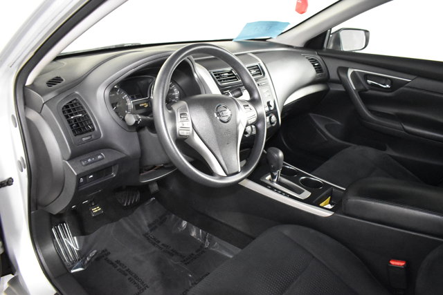2015 Nissan Altima 2.5 S Image 23 of 53