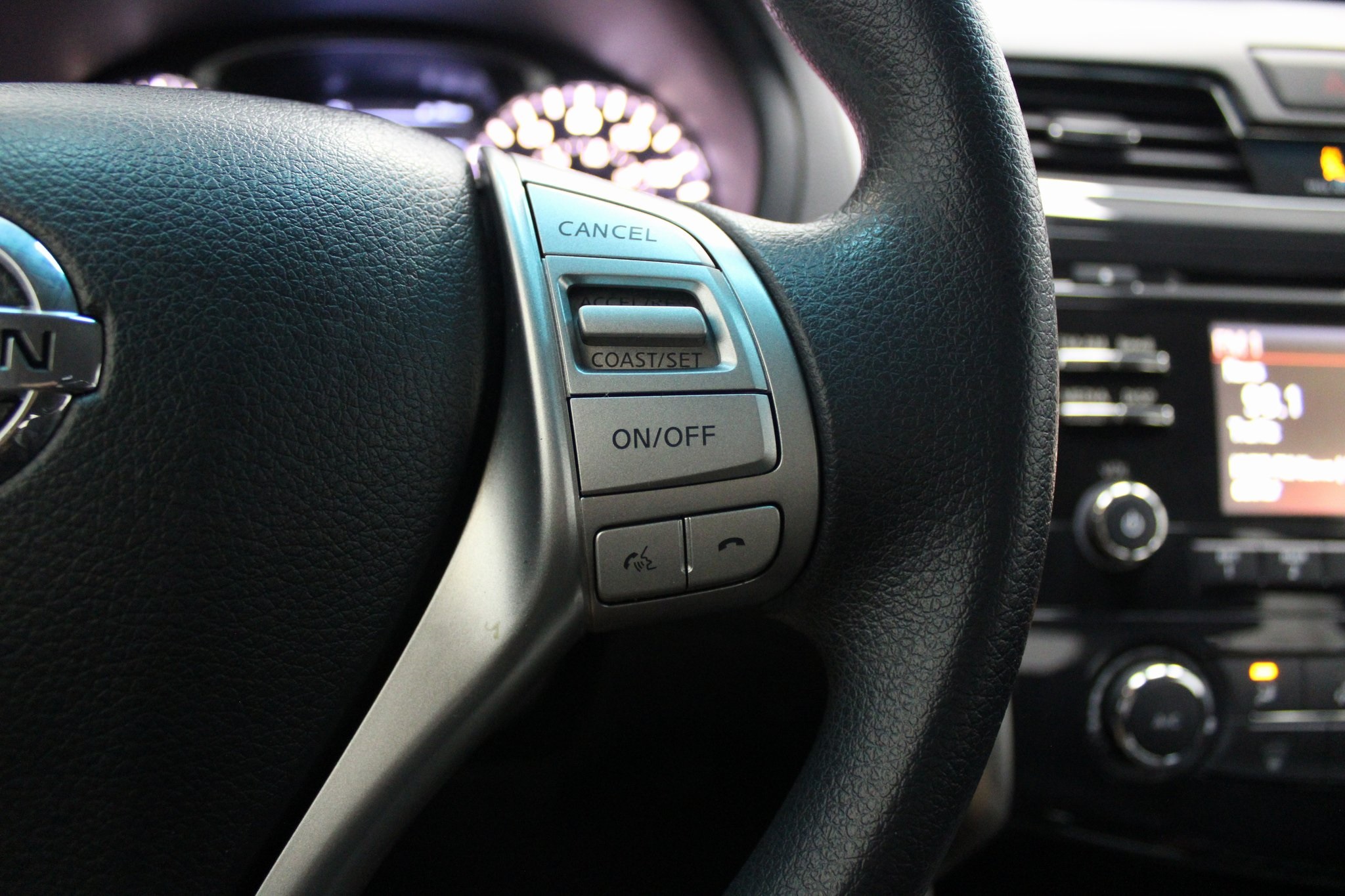 Vehicle image 38 of 41