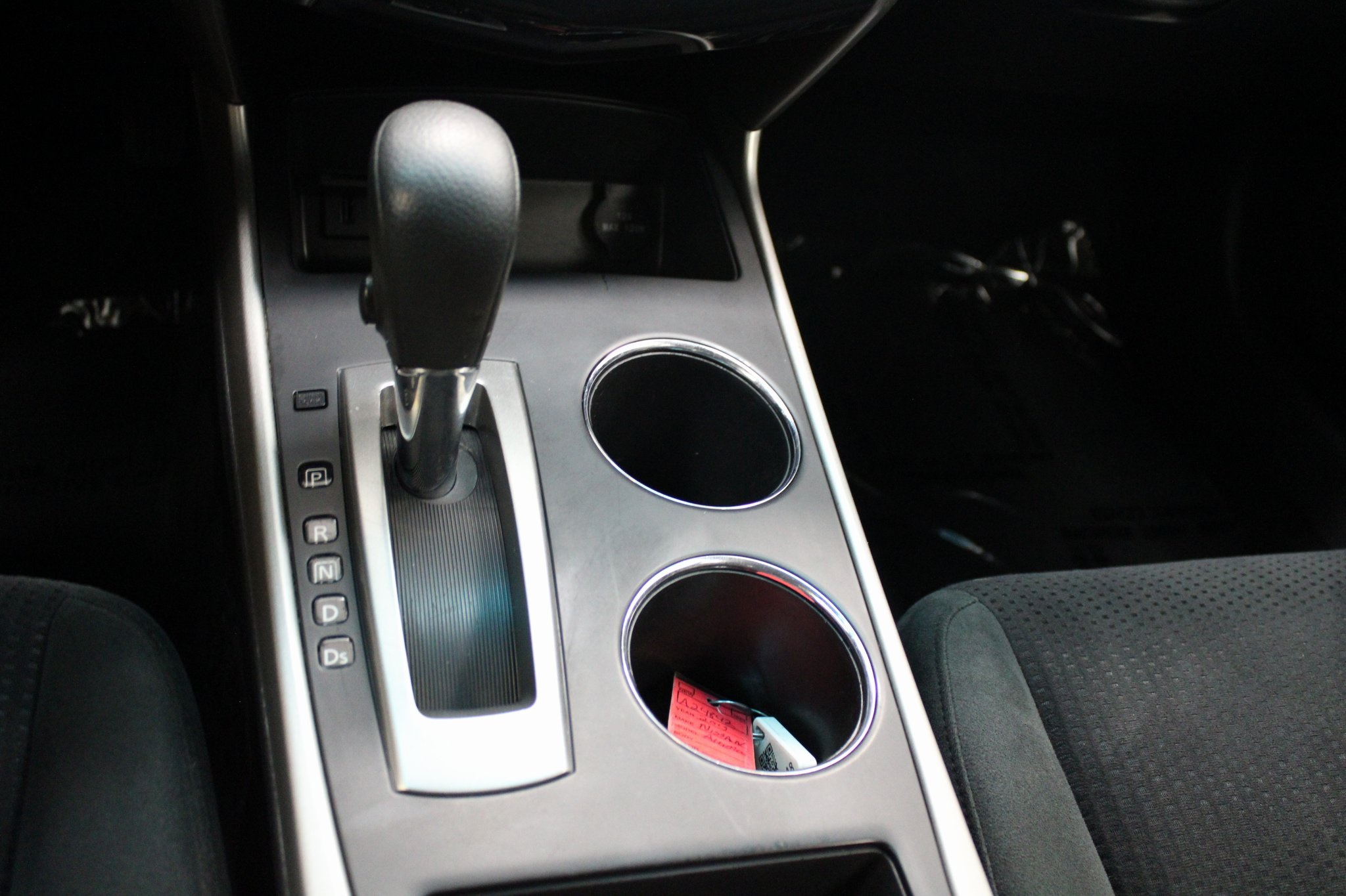 Vehicle image 25 of 41