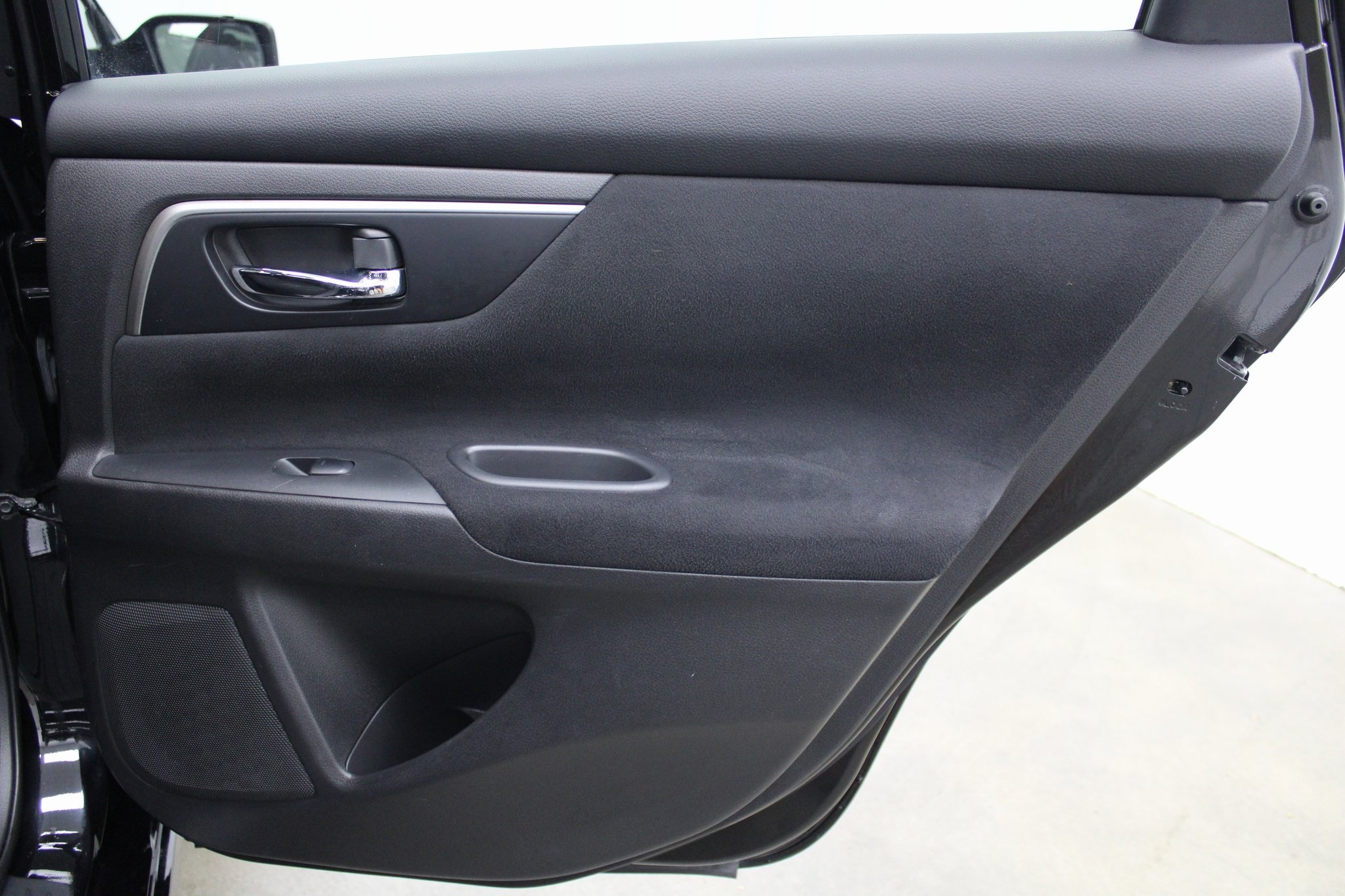 Vehicle image 28 of 41