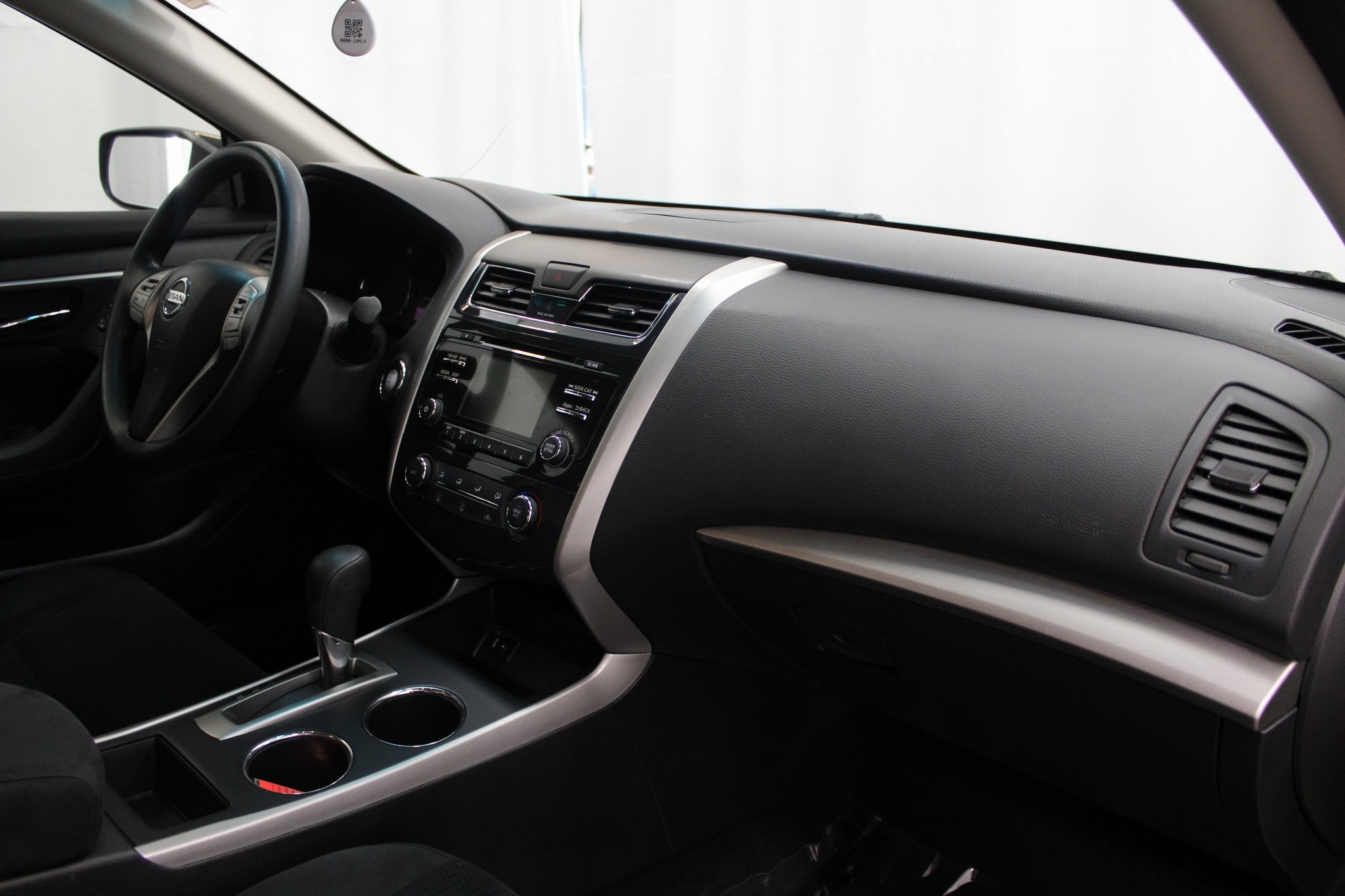 Vehicle image 18 of 41