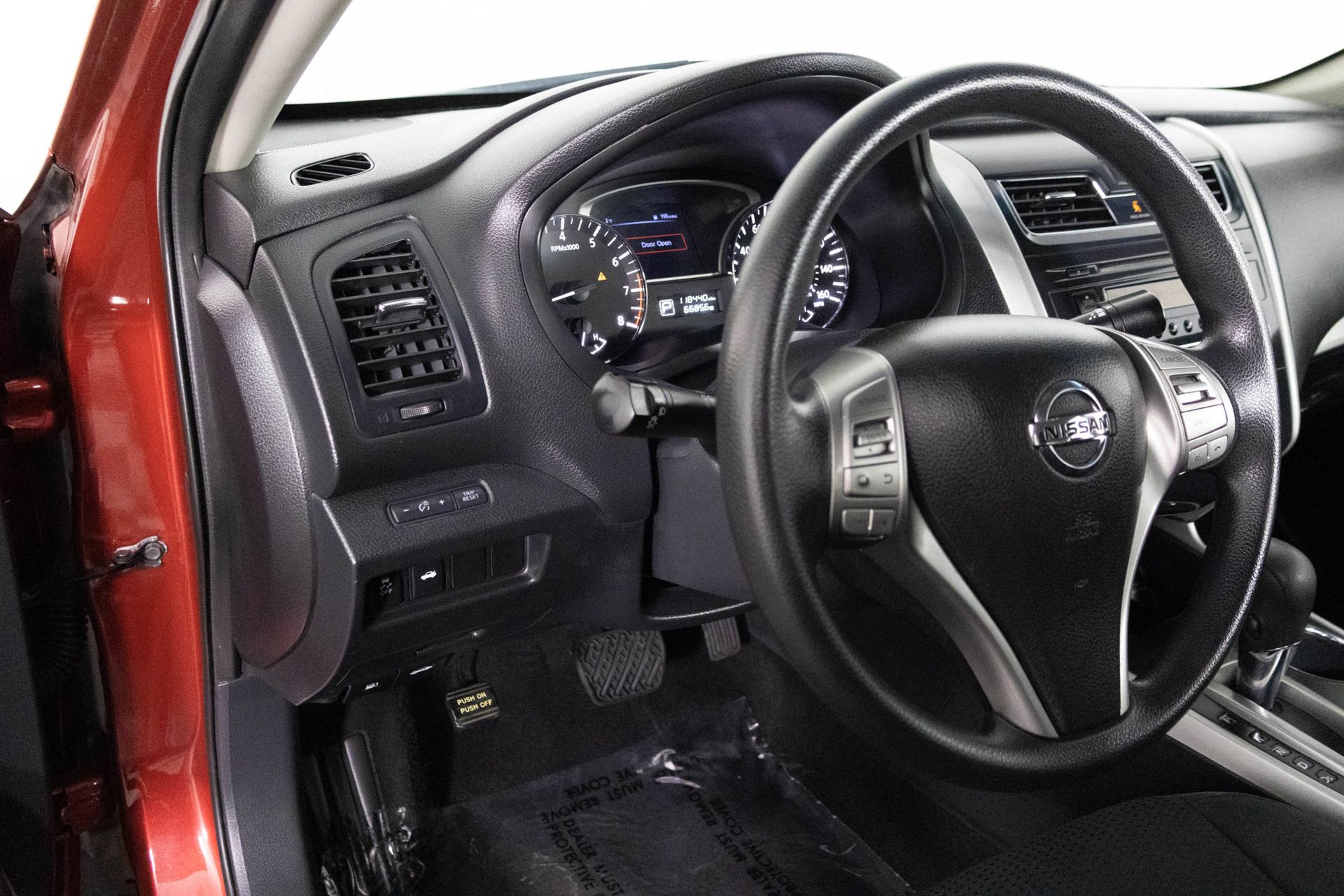 2015 Nissan Altima 2.5 S Image 21 of 39