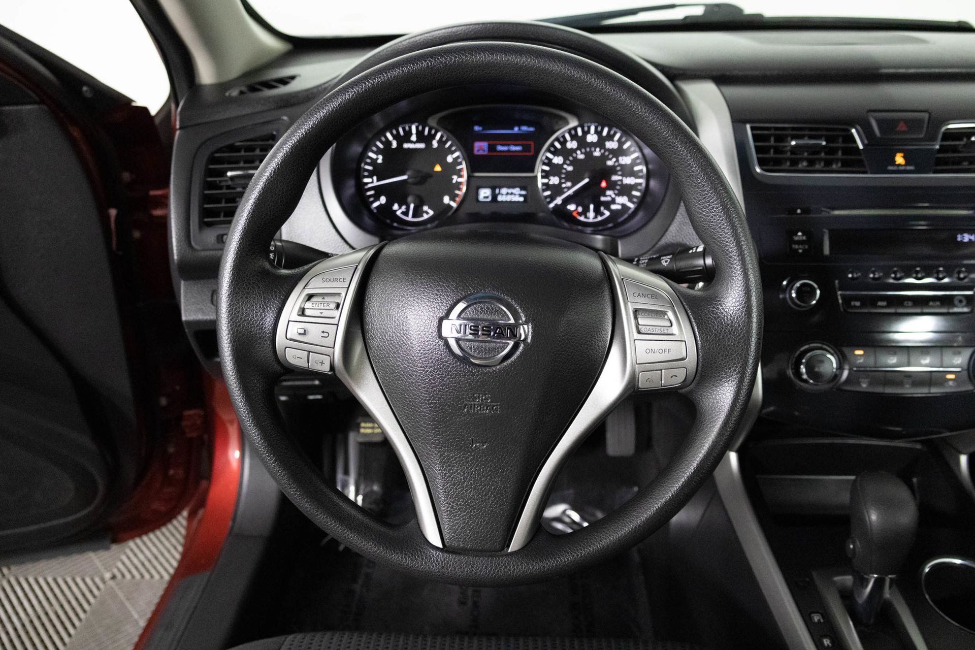 2015 Nissan Altima 2.5 S Image 23 of 39