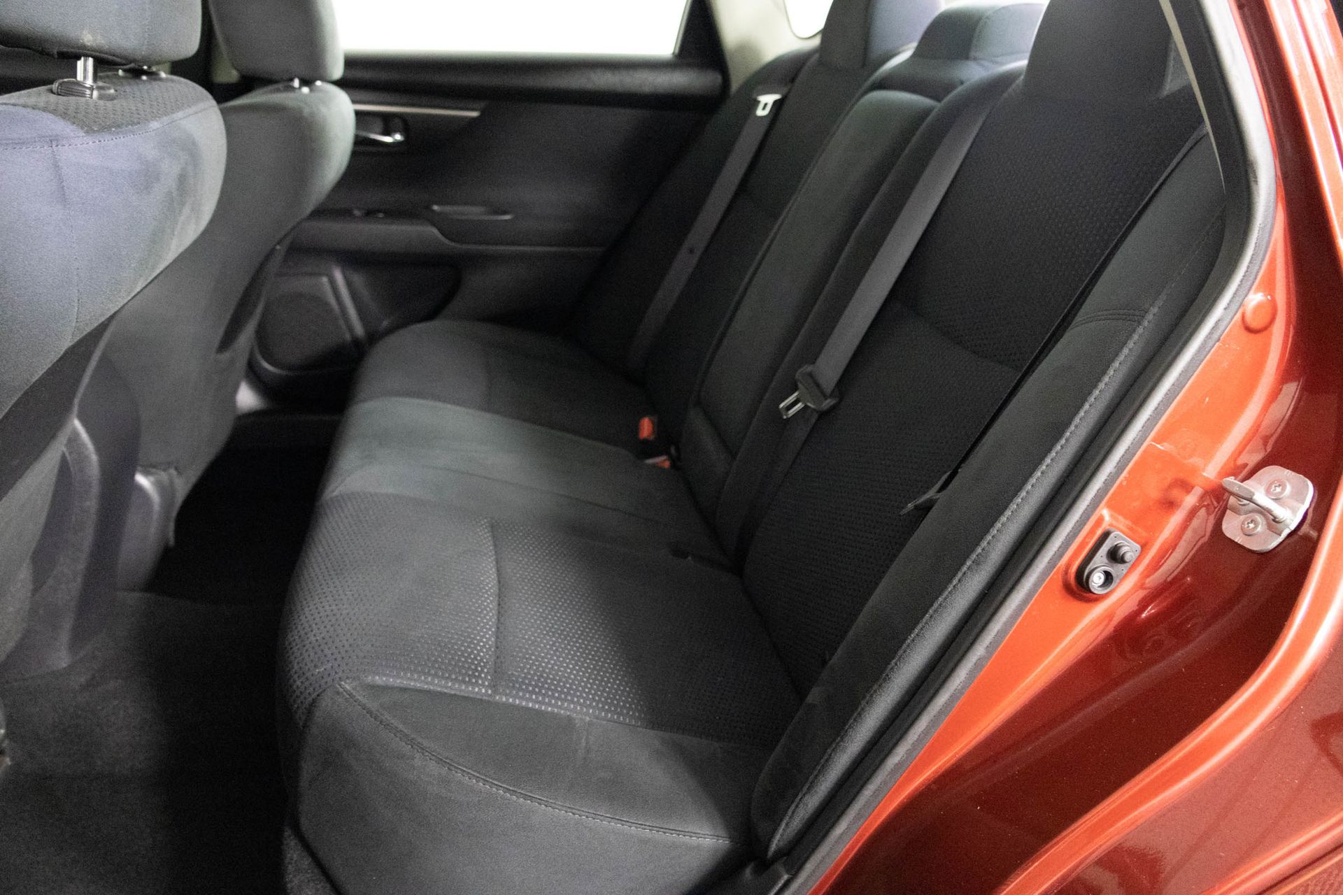 2015 Nissan Altima 2.5 S Image 18 of 39