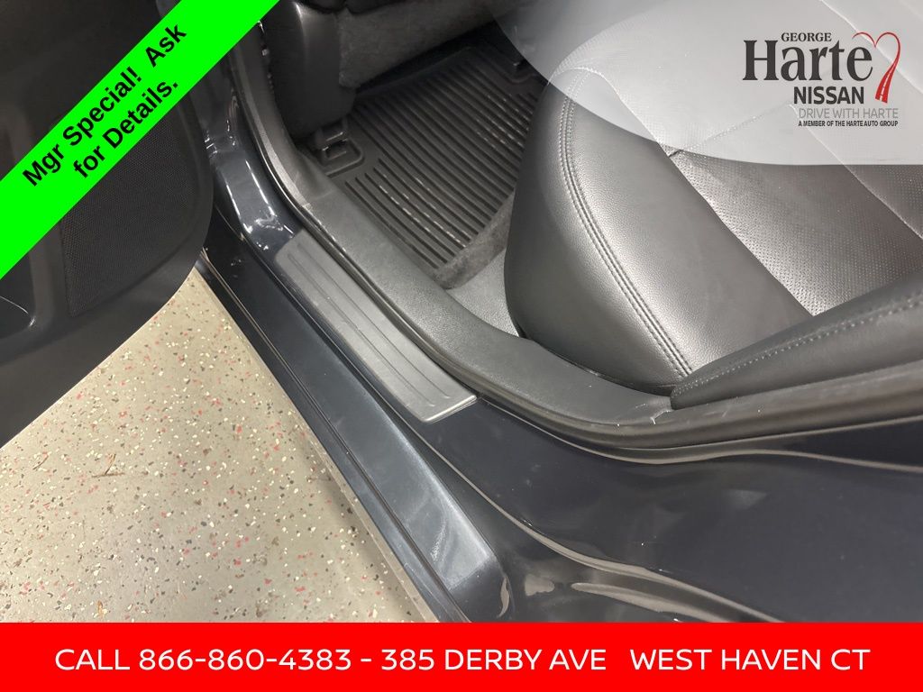 2015 Nissan Altima 2.5 SL Image 30 of 56