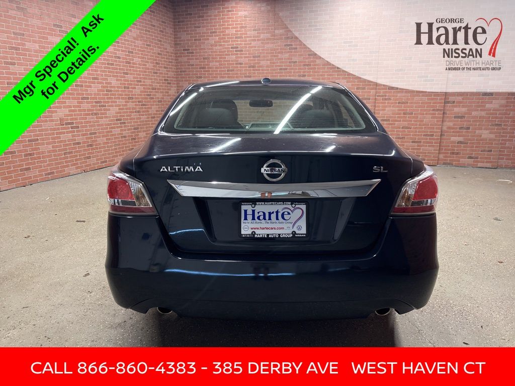 2015 Nissan Altima 2.5 SL Image 7 of 56
