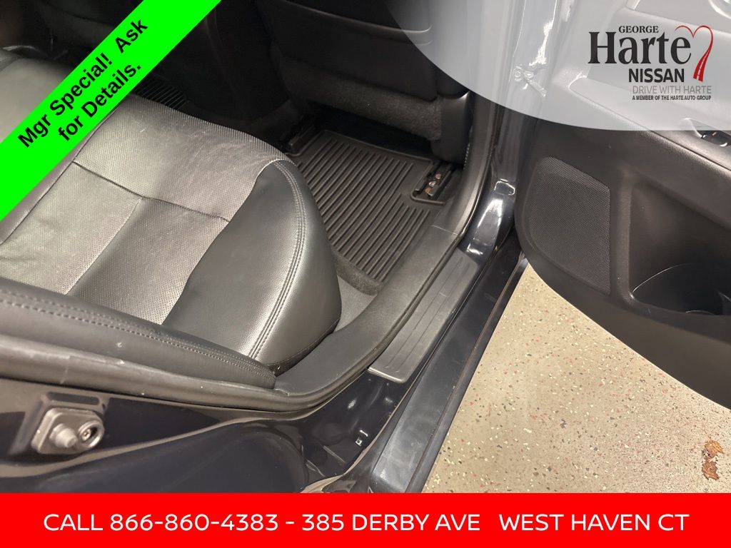 2015 Nissan Altima 2.5 SL Image 32 of 56