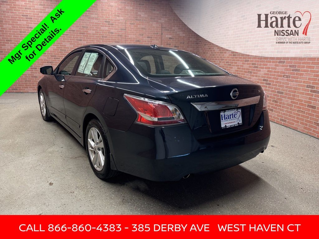 2015 Nissan Altima 2.5 SL Image 8 of 56