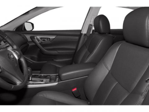 Vehicle image 12 of 21